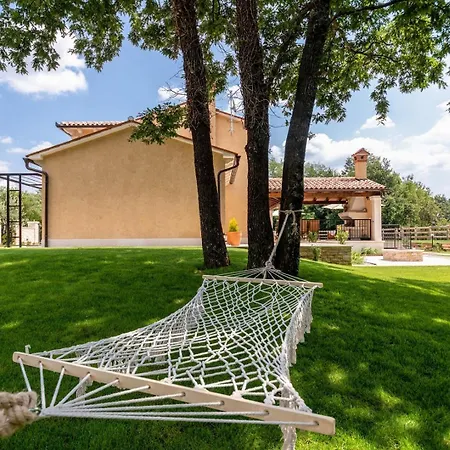 Villa Lucija Katun Gracanski