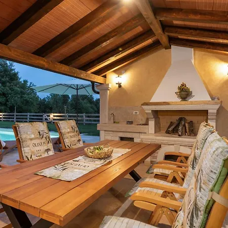 Villa Lucija