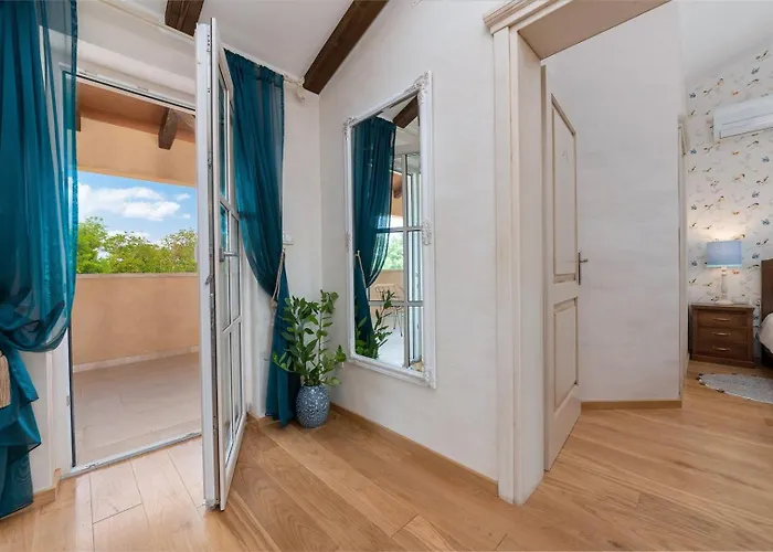 Lucija * Katun Gracanski