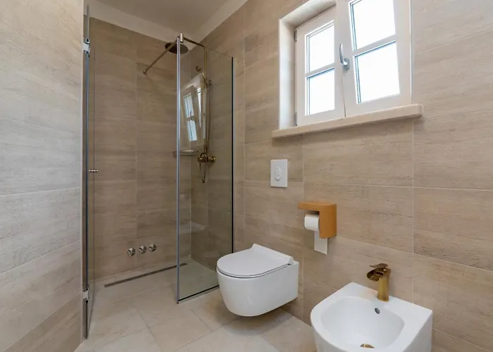 Lucija Βίλα Katun Gracanski