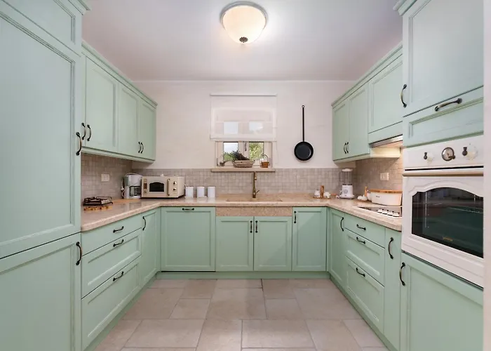 Lucija Βίλα Katun Gracanski