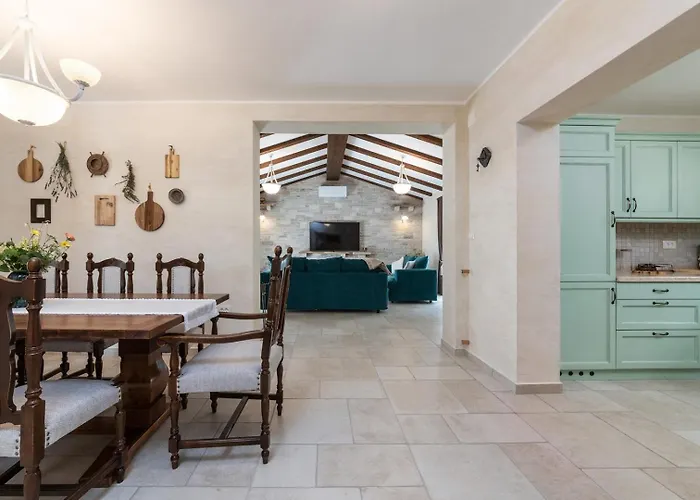 Lucija * Katun Gracanski