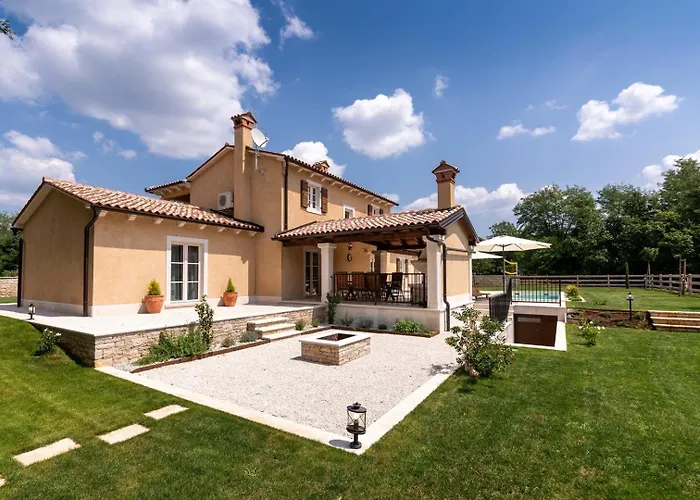 Lucija * Katun Gracanski